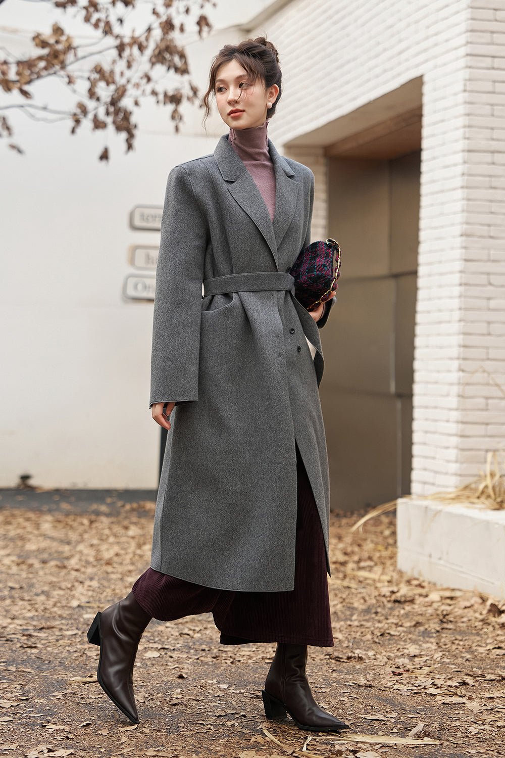 เสื้อโค้ทผ้าขนสัตว์สำหรับผู้หญิง