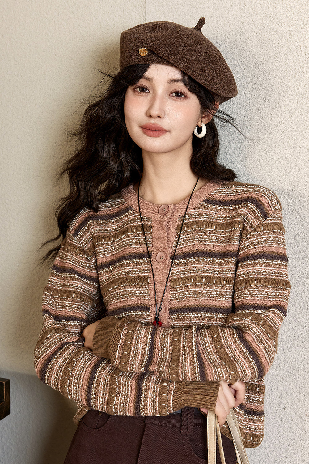 เสื้อถักสำหรับผู้หญิง