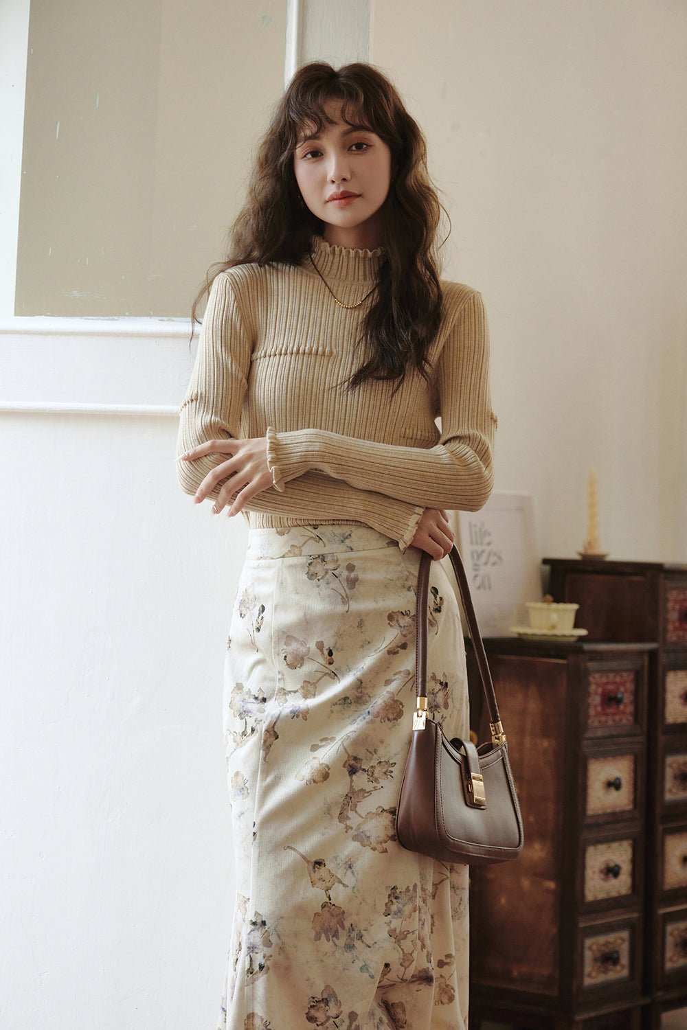 女性のためのニットTシャツ