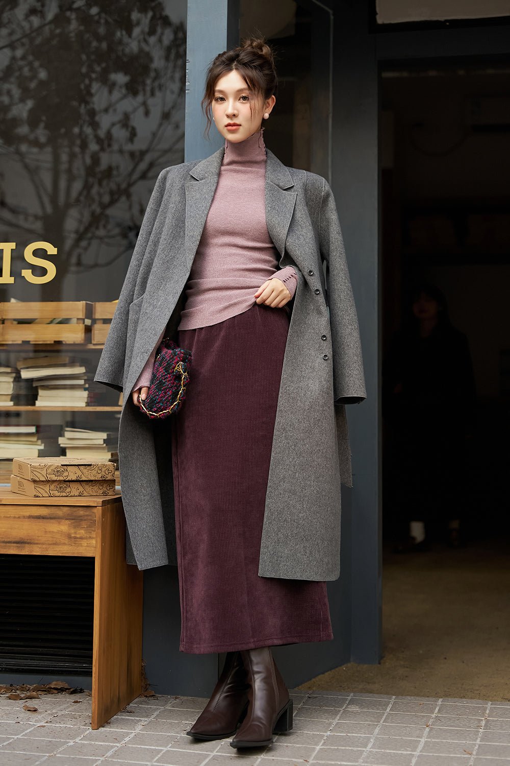 เสื้อโค้ทผ้าขนสัตว์สำหรับผู้หญิง