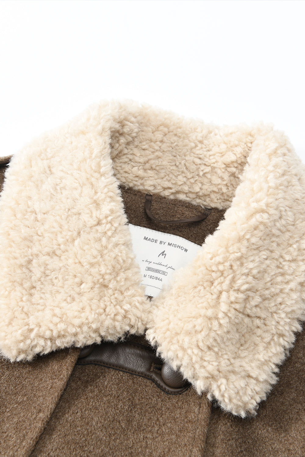 Mantel Wol untuk Wanita