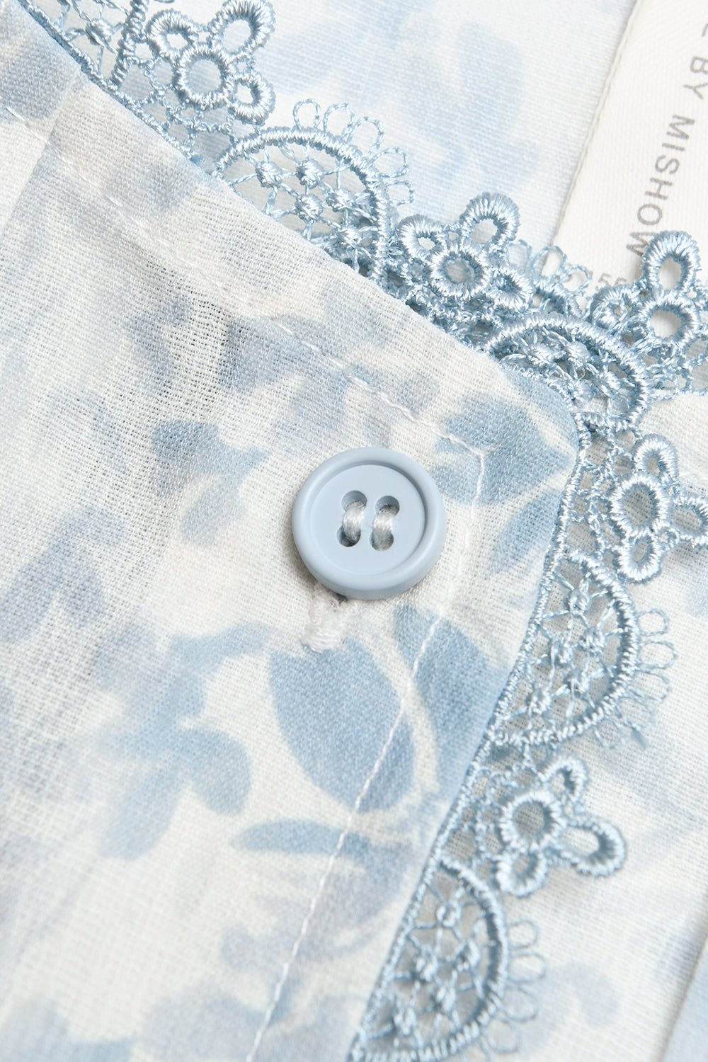 Blus Lengan Puff Wanita