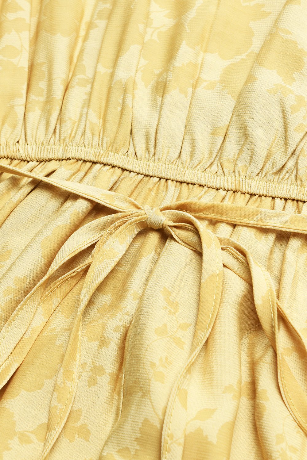 Gaun Maxi Kuning untuk Wanita