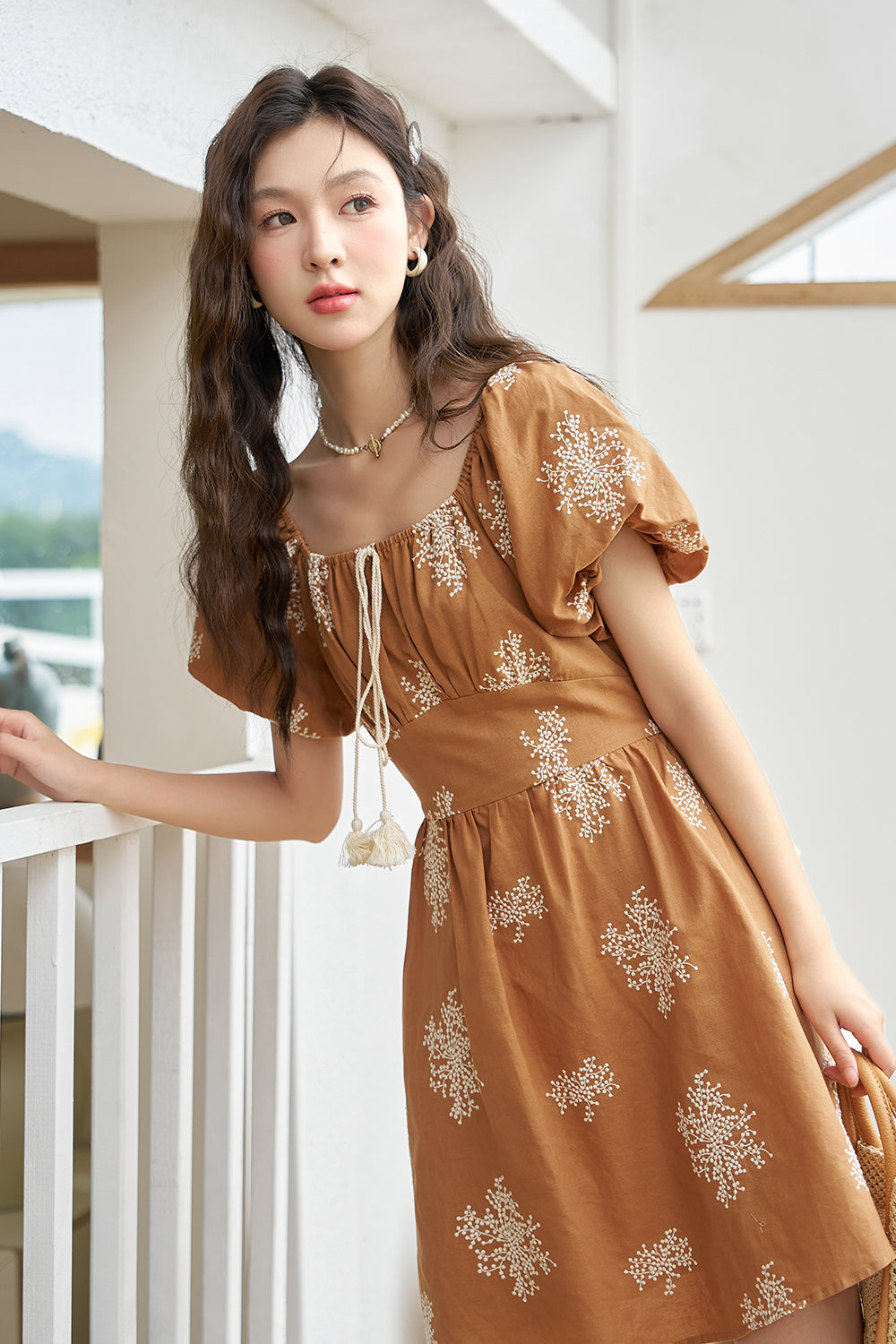 Váy midi họa tiết hoa chữ A dành cho nữ
