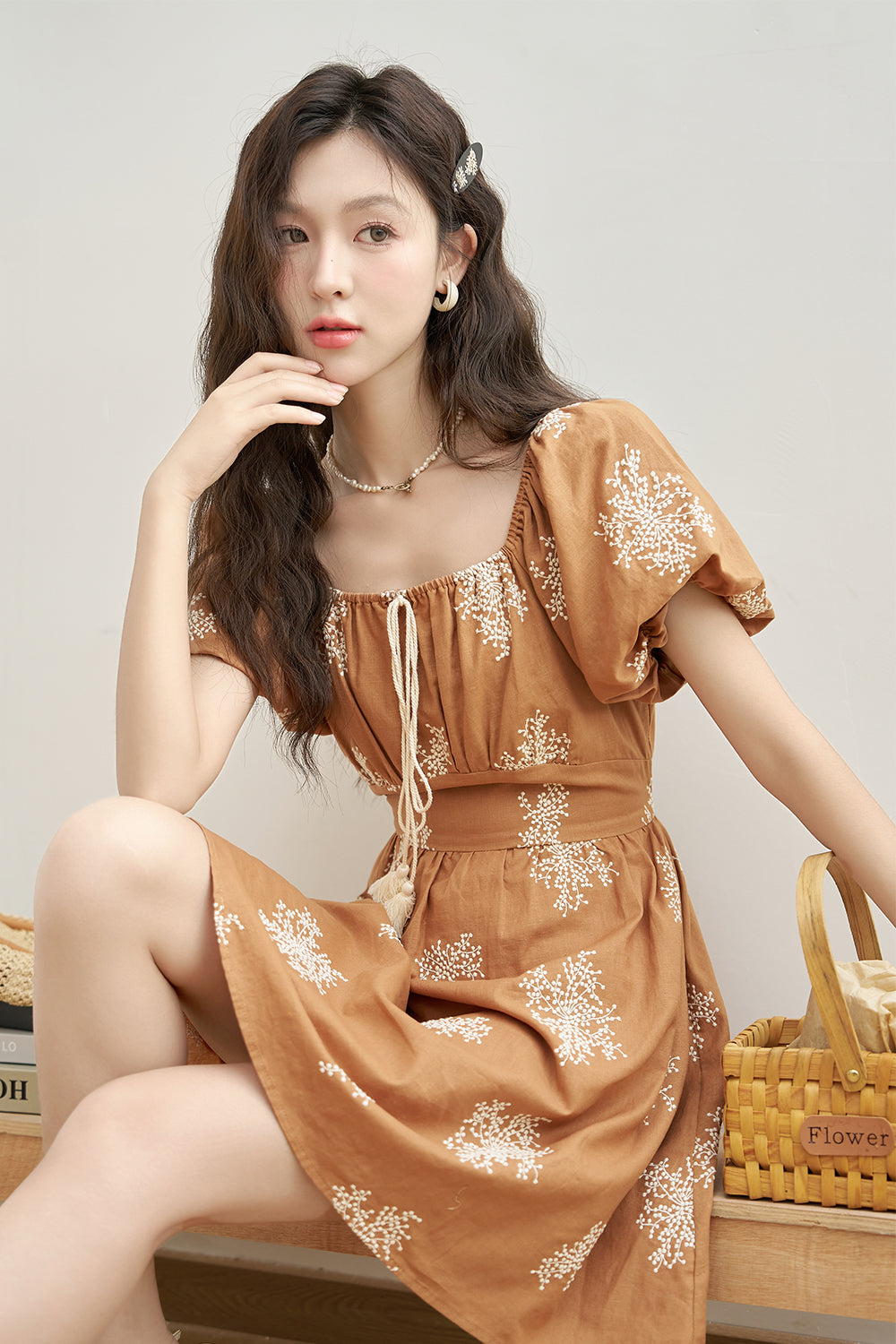Váy midi họa tiết hoa chữ A dành cho nữ