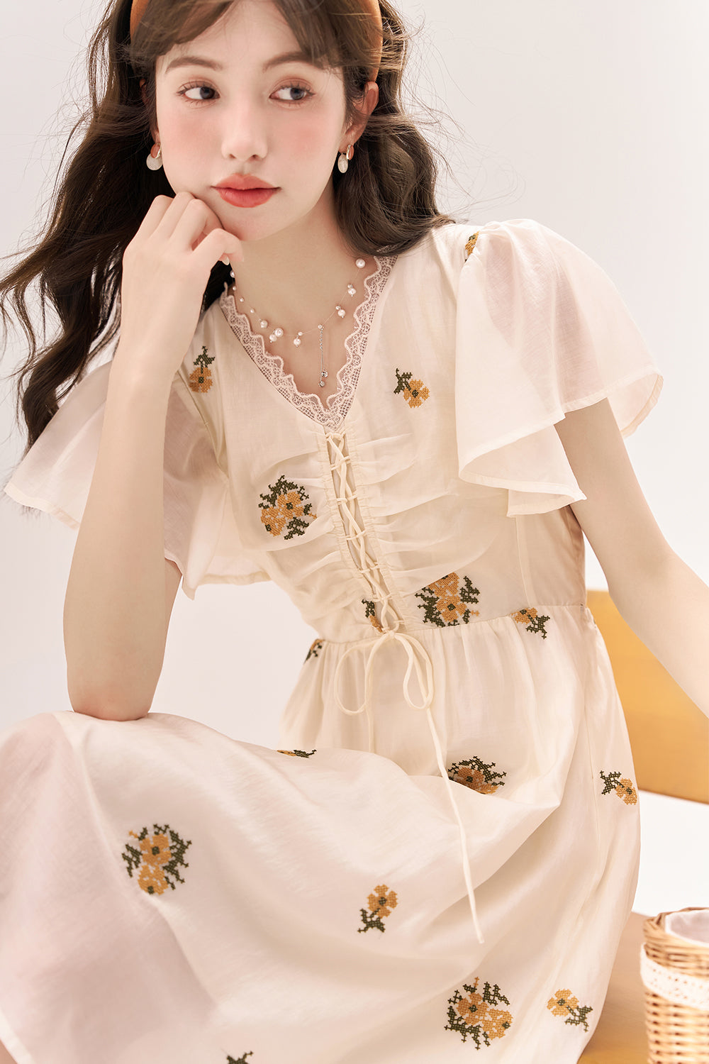 Gaun Midi A-line untuk Wanita