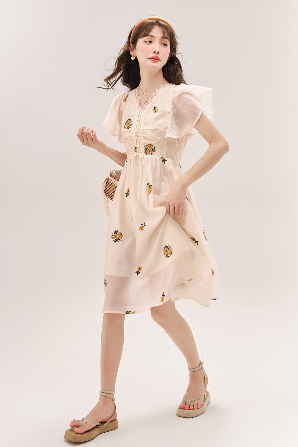 Gaun Midi A-line untuk Wanita