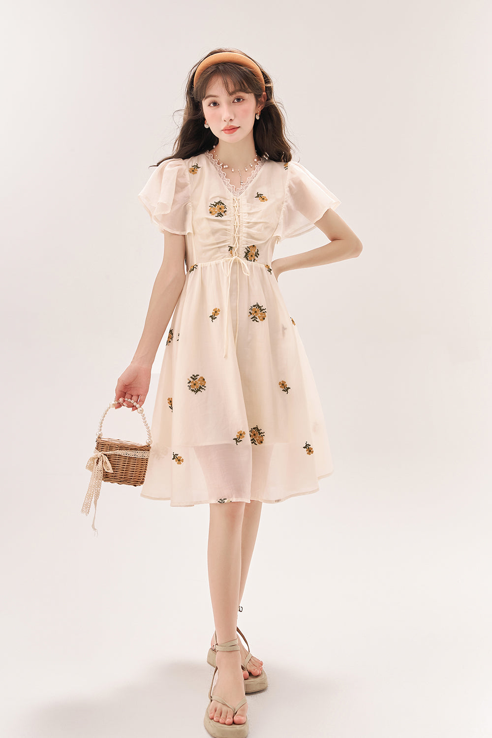 Gaun Midi A-line untuk Wanita