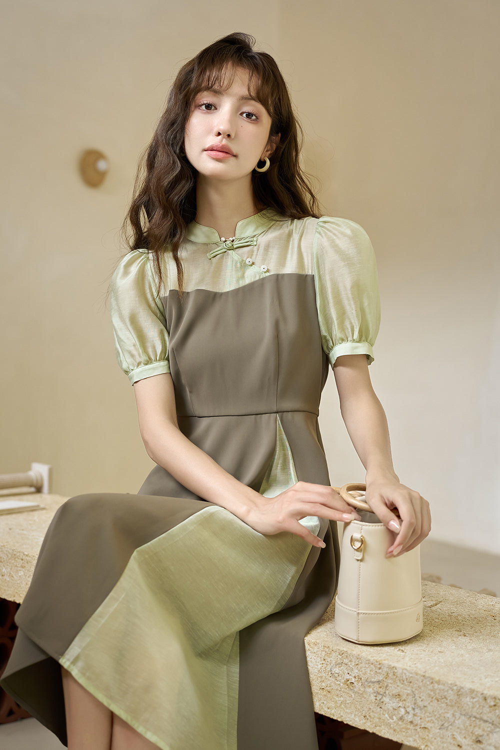 여성용 A라인 미디 드레스