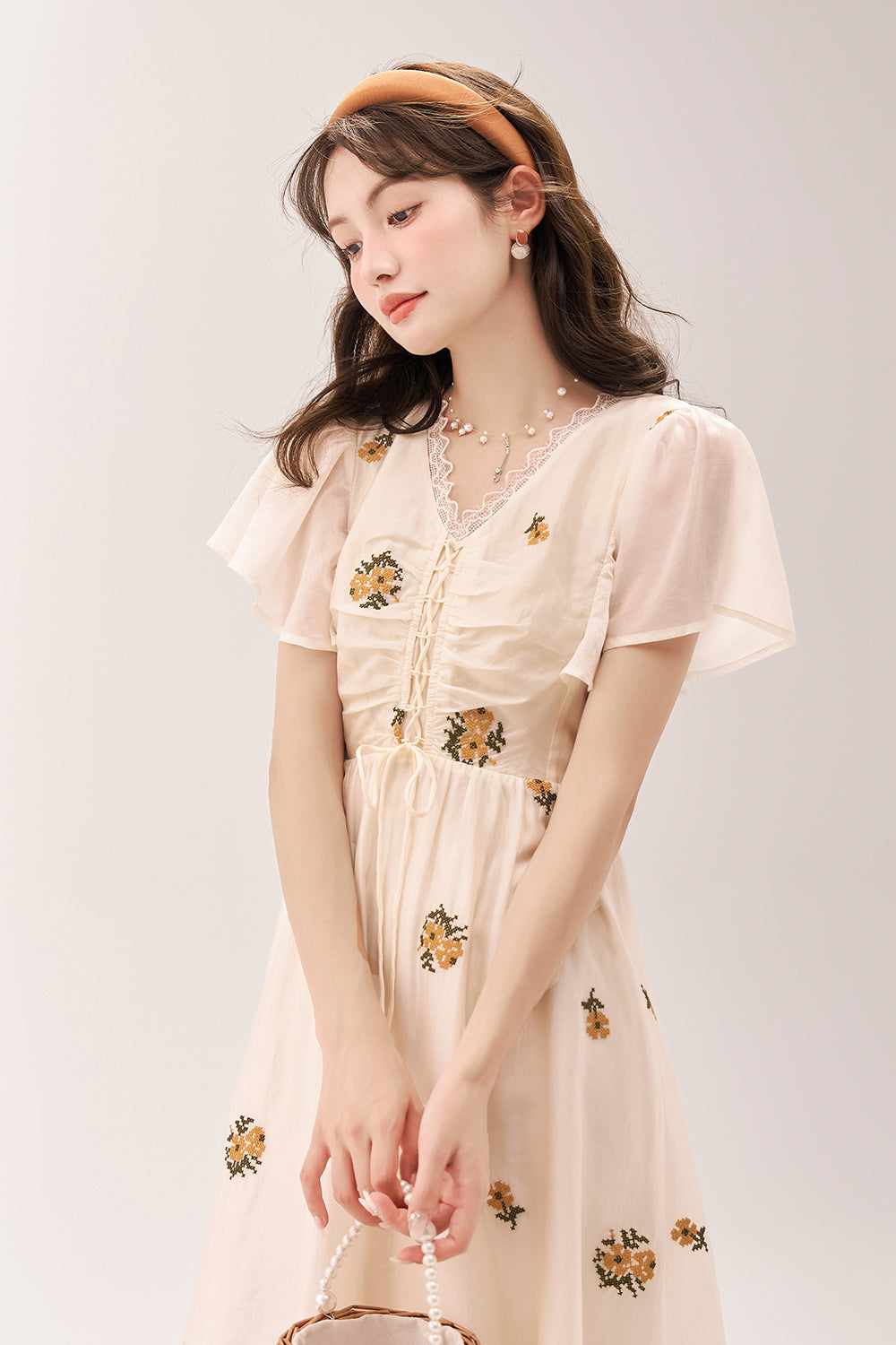 Gaun Midi A-line untuk Wanita