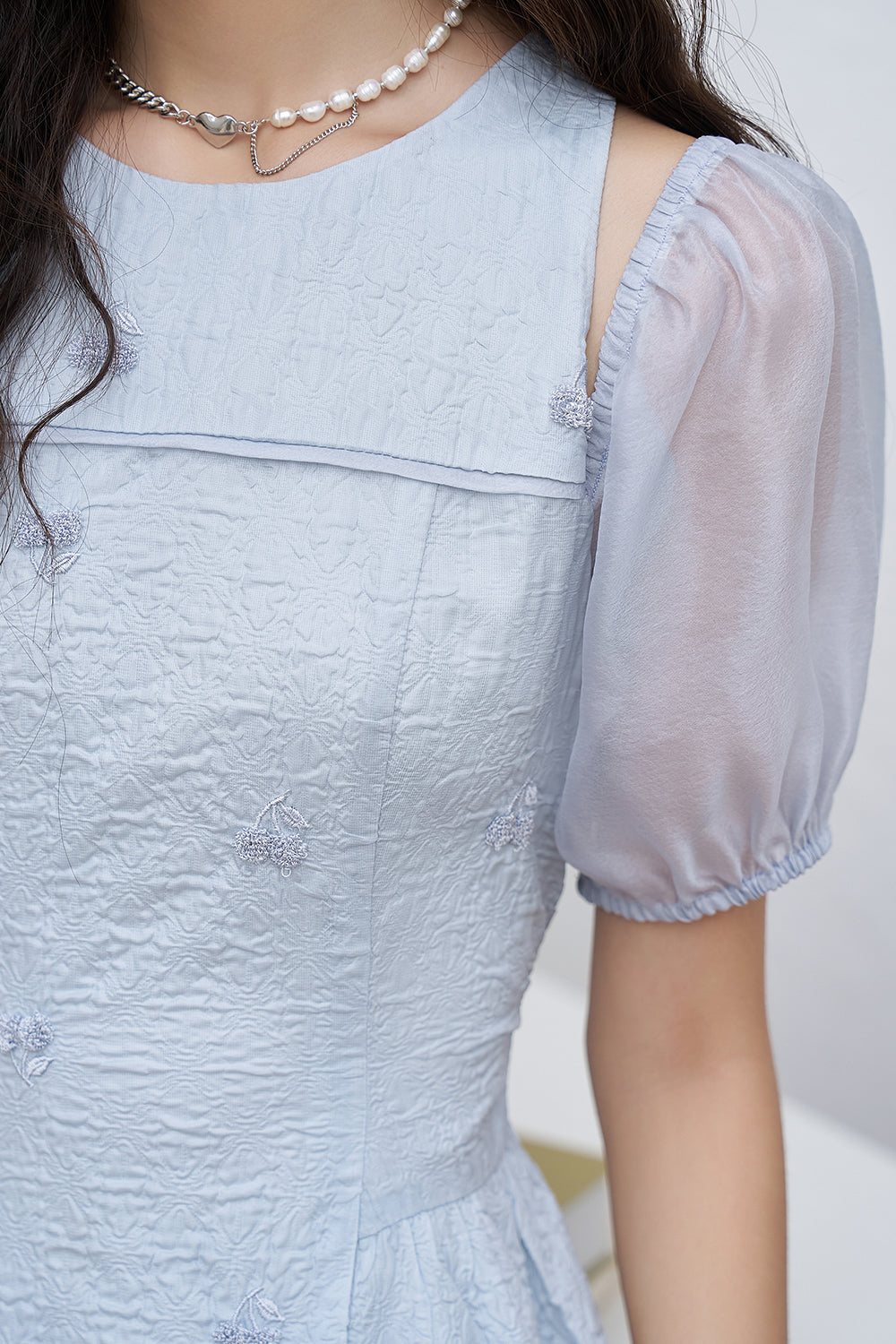 Gaun Maxi A-line untuk Wanita