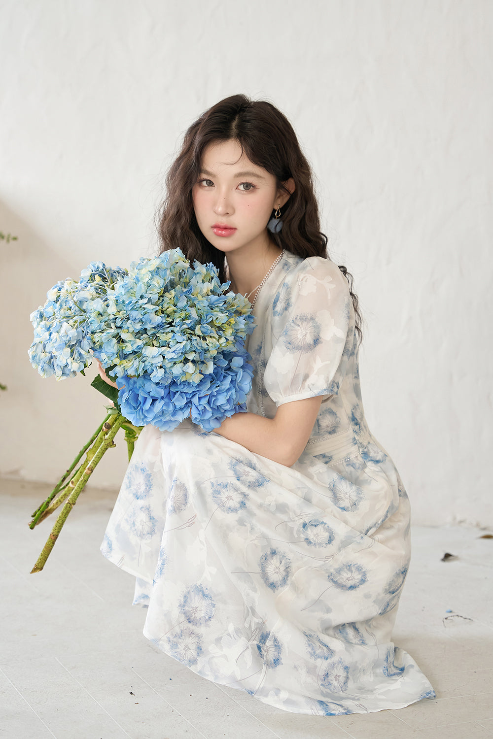 Gaun Midi untuk Wanita