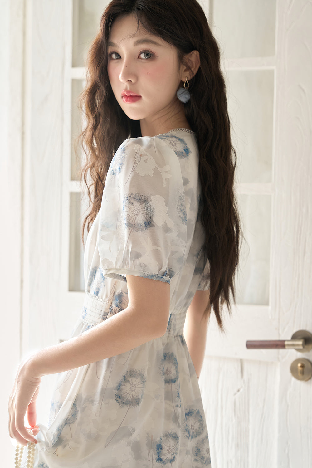 Gaun Midi untuk Wanita