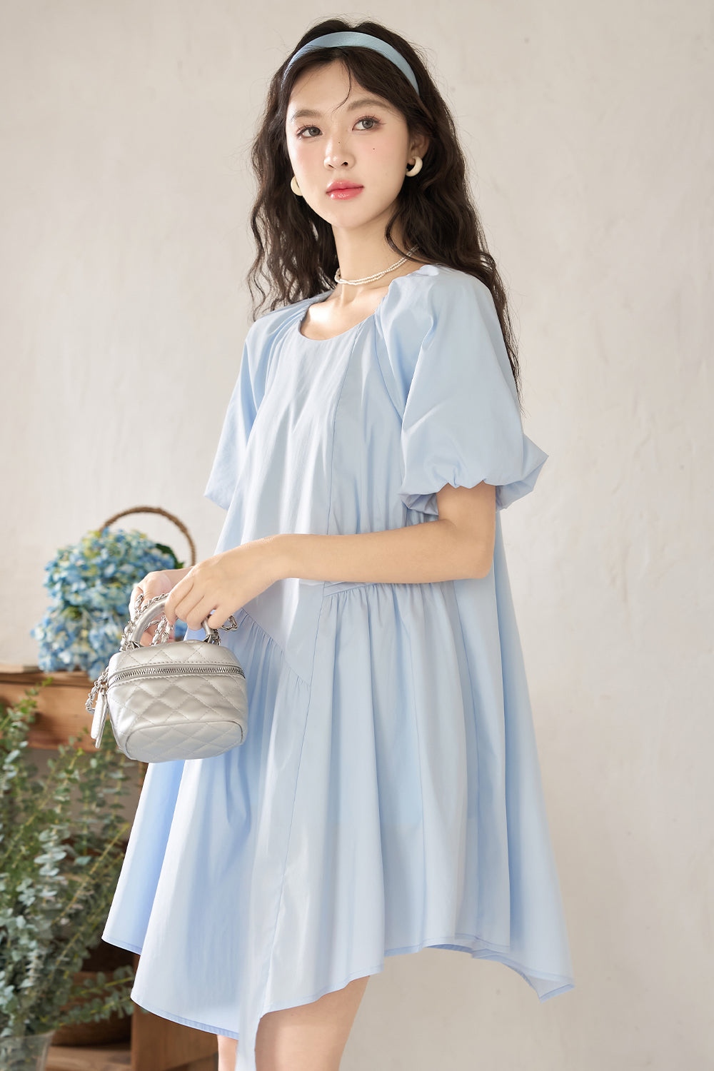 Gaun Midi A-line untuk Wanita