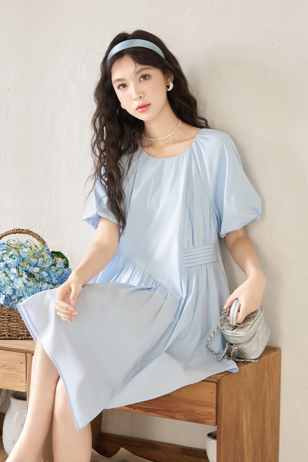 Gaun Midi A-line untuk Wanita