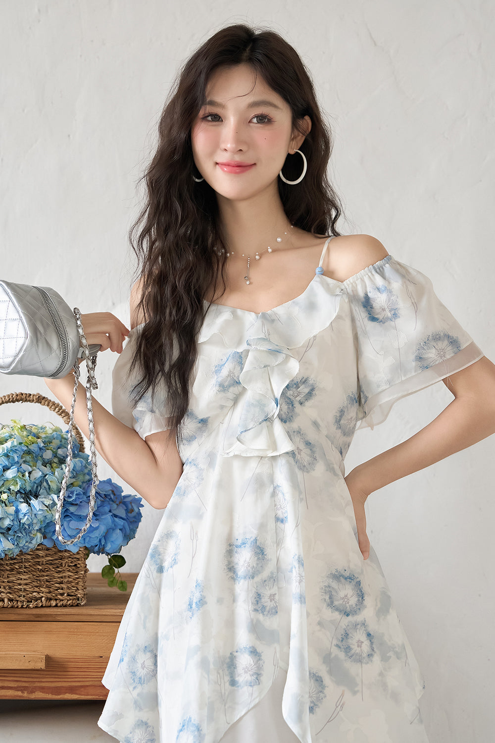 여성용 A라인 미디 드레스