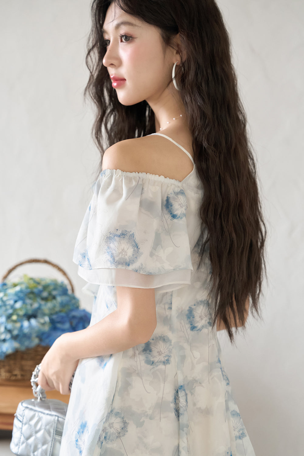 여성용 A라인 미디 드레스