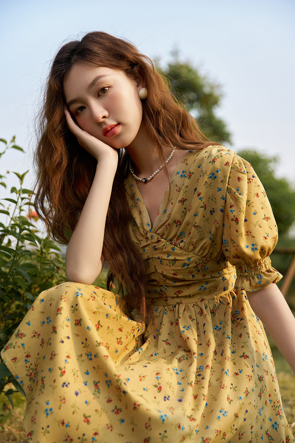 Váy midi họa tiết hoa chữ A dành cho nữ