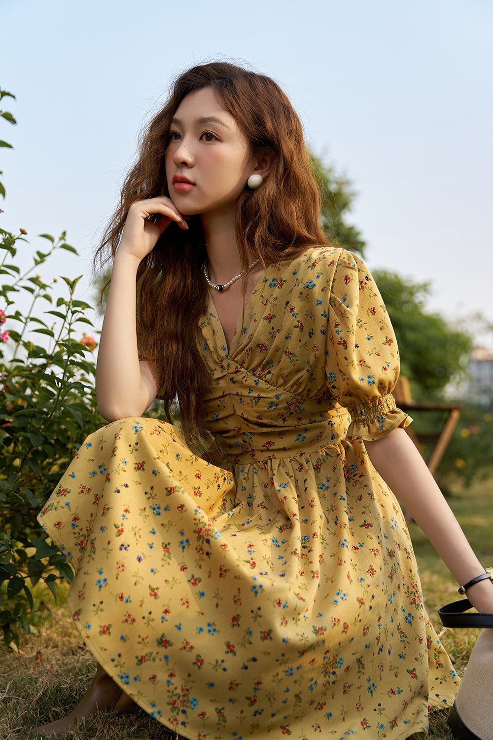 Váy midi họa tiết hoa chữ A dành cho nữ