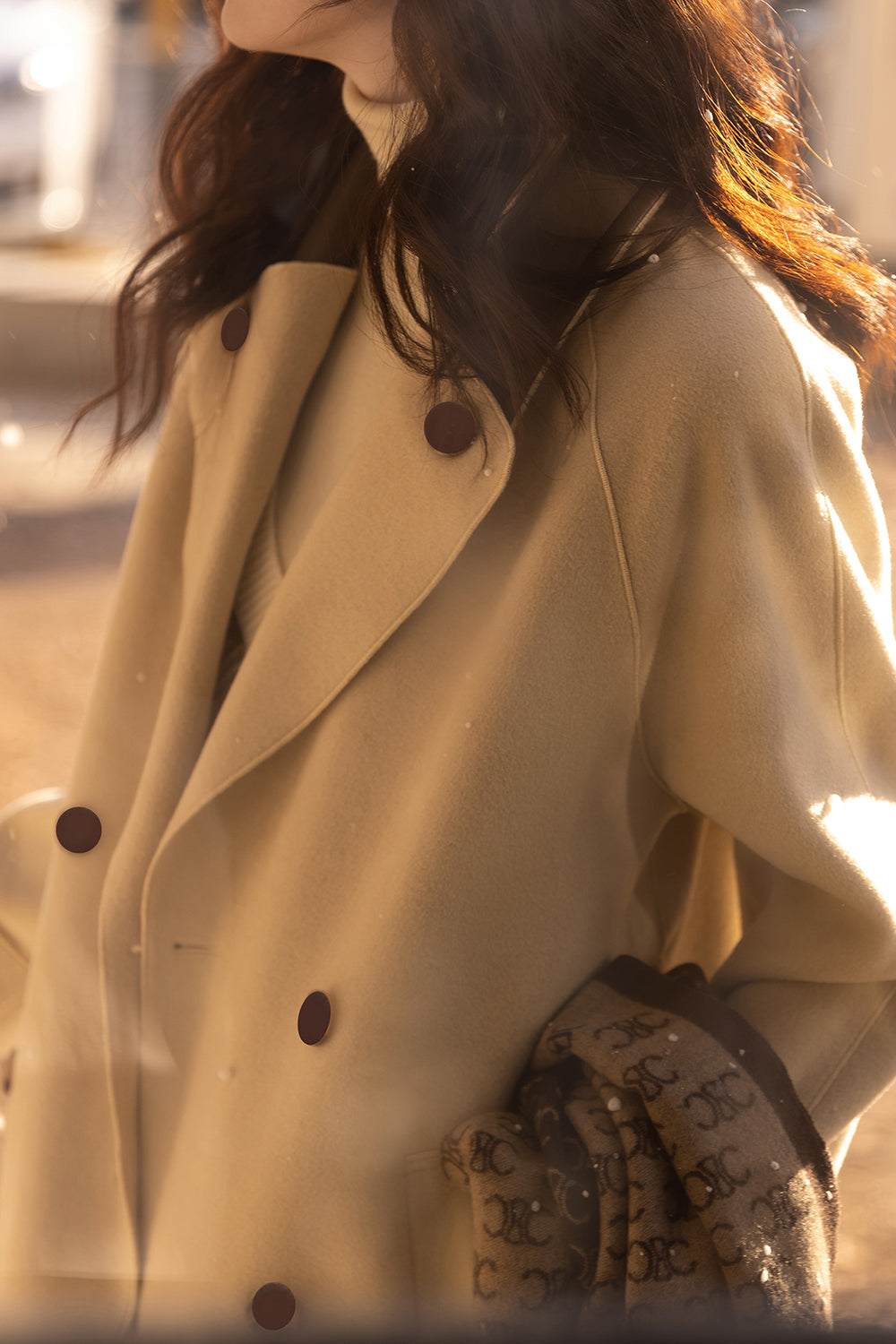 เสื้อโค้ทผ้าขนสัตว์สำหรับผู้หญิง