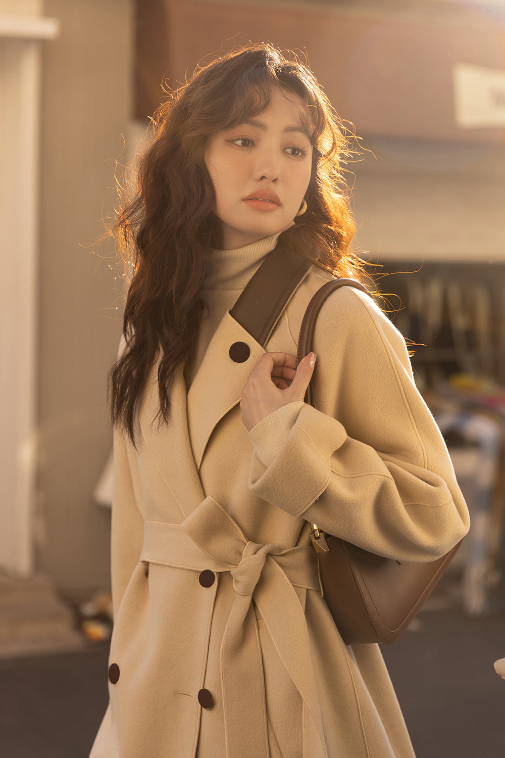 เสื้อโค้ทผ้าขนสัตว์สำหรับผู้หญิง