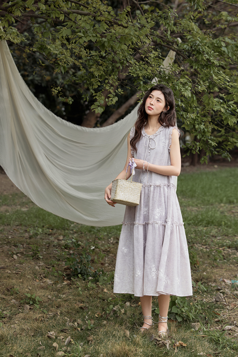 Gaun Tanpa Lengan Model A untuk Wanita