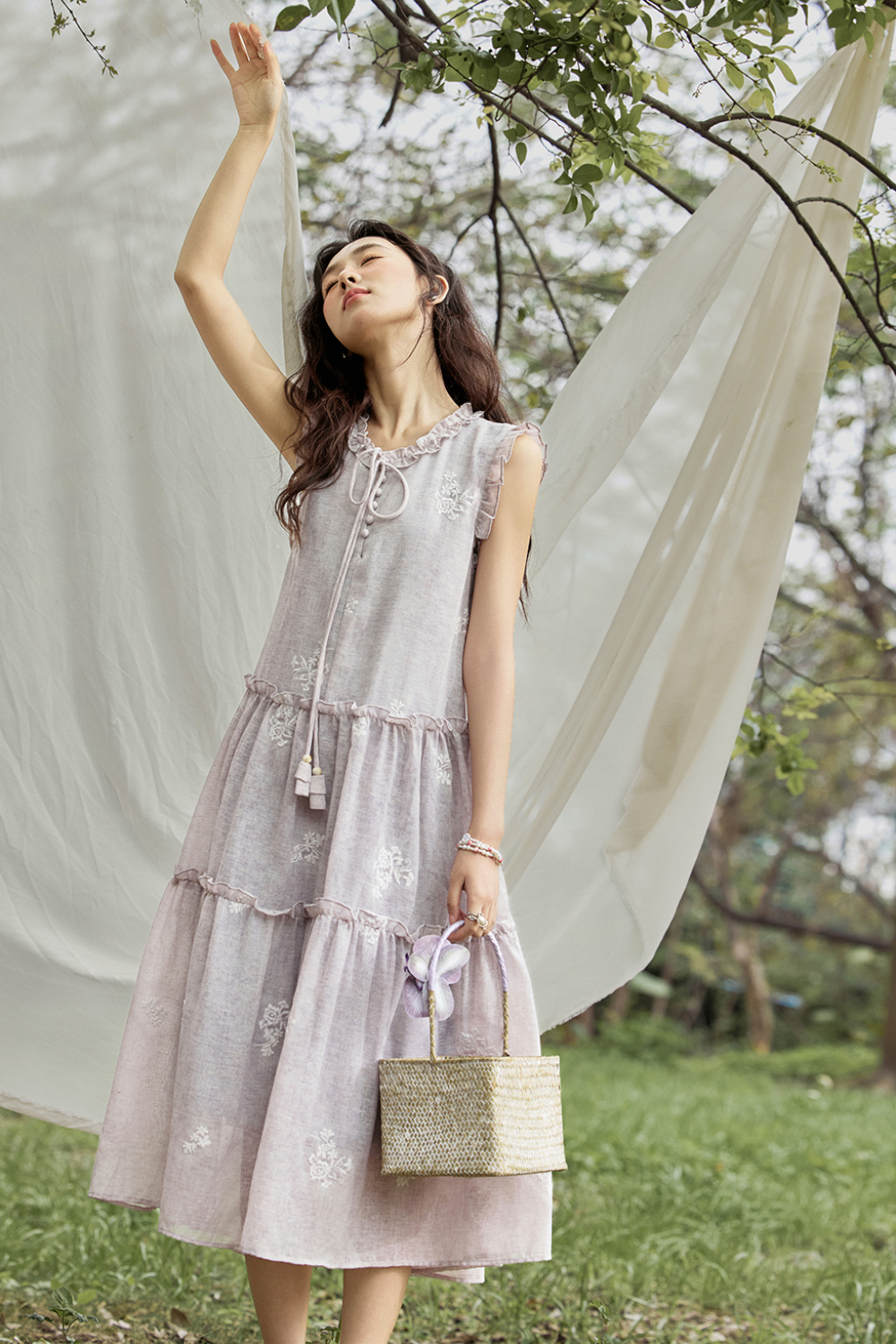 Gaun Tanpa Lengan Model A untuk Wanita