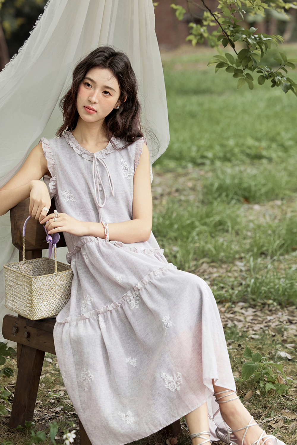 Gaun Tanpa Lengan Model A untuk Wanita