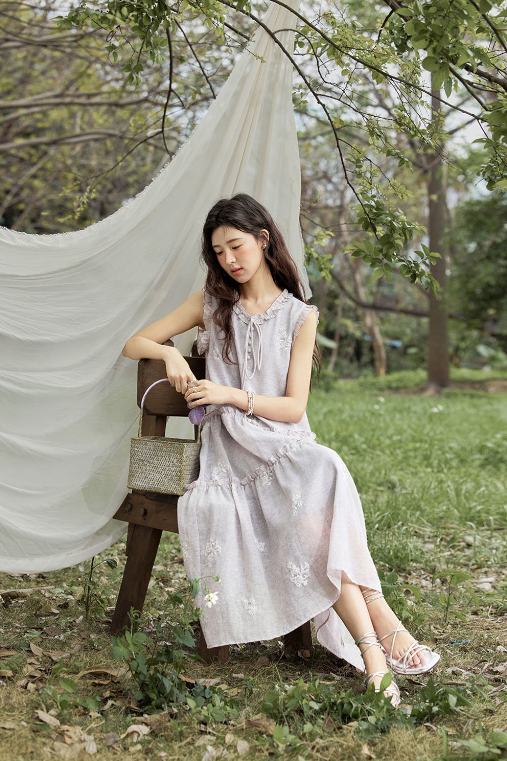 Gaun Tanpa Lengan Model A untuk Wanita