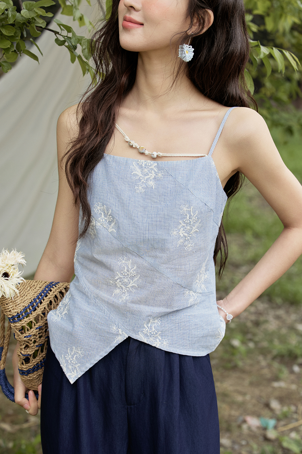 Áo dây mảnh dành cho nữ