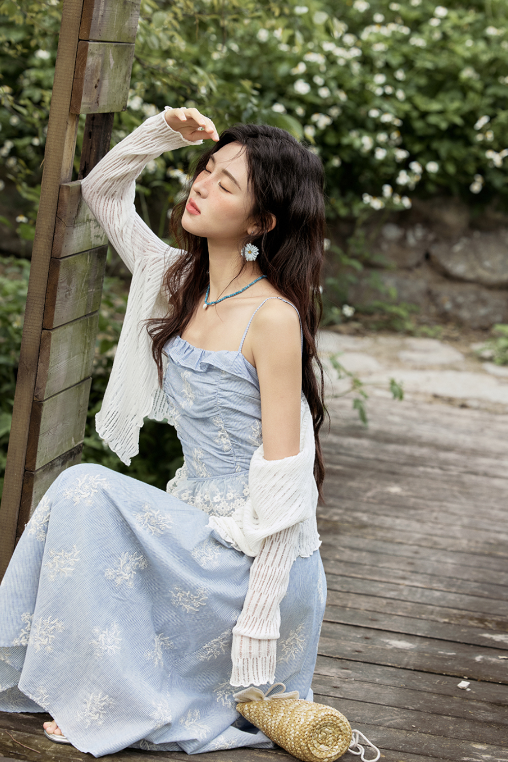 Gaun Tali Spaghetti untuk Wanita