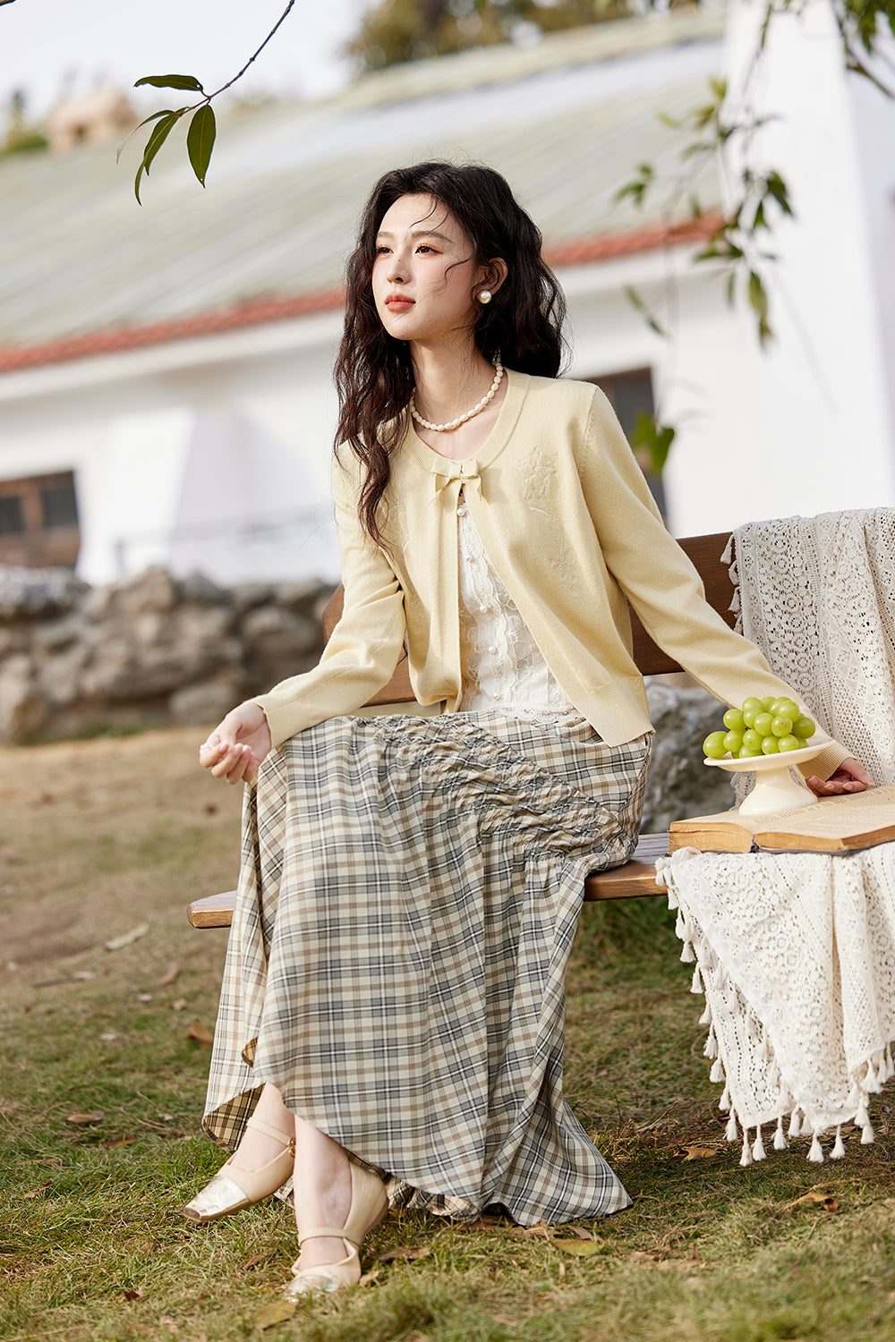 女性のためのニットシャツ