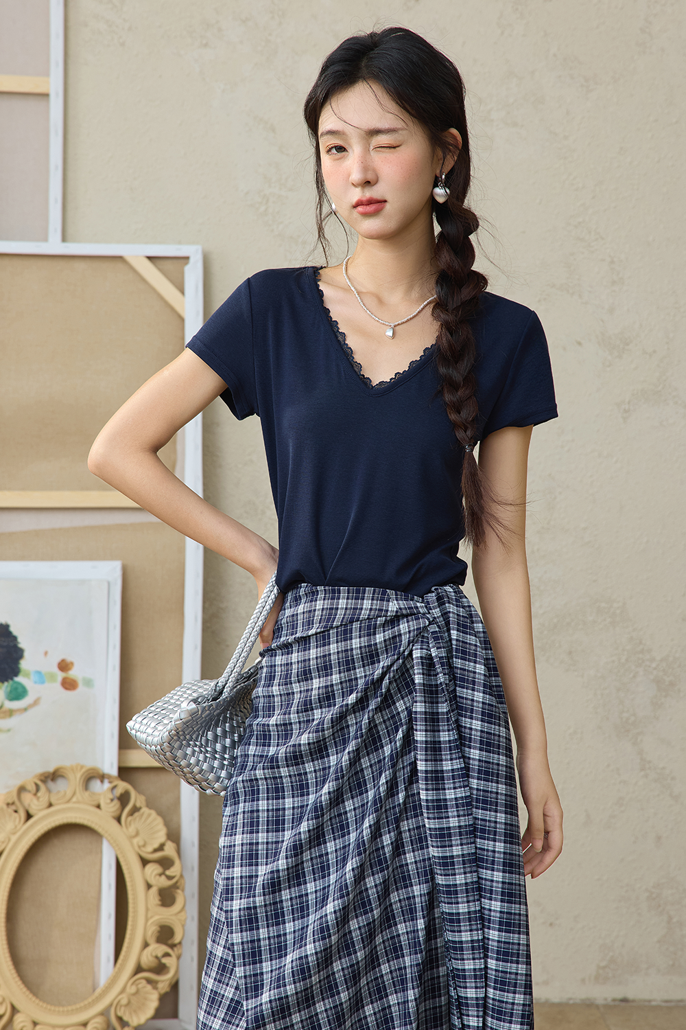 Bộ áo phông và váy được bán riêng