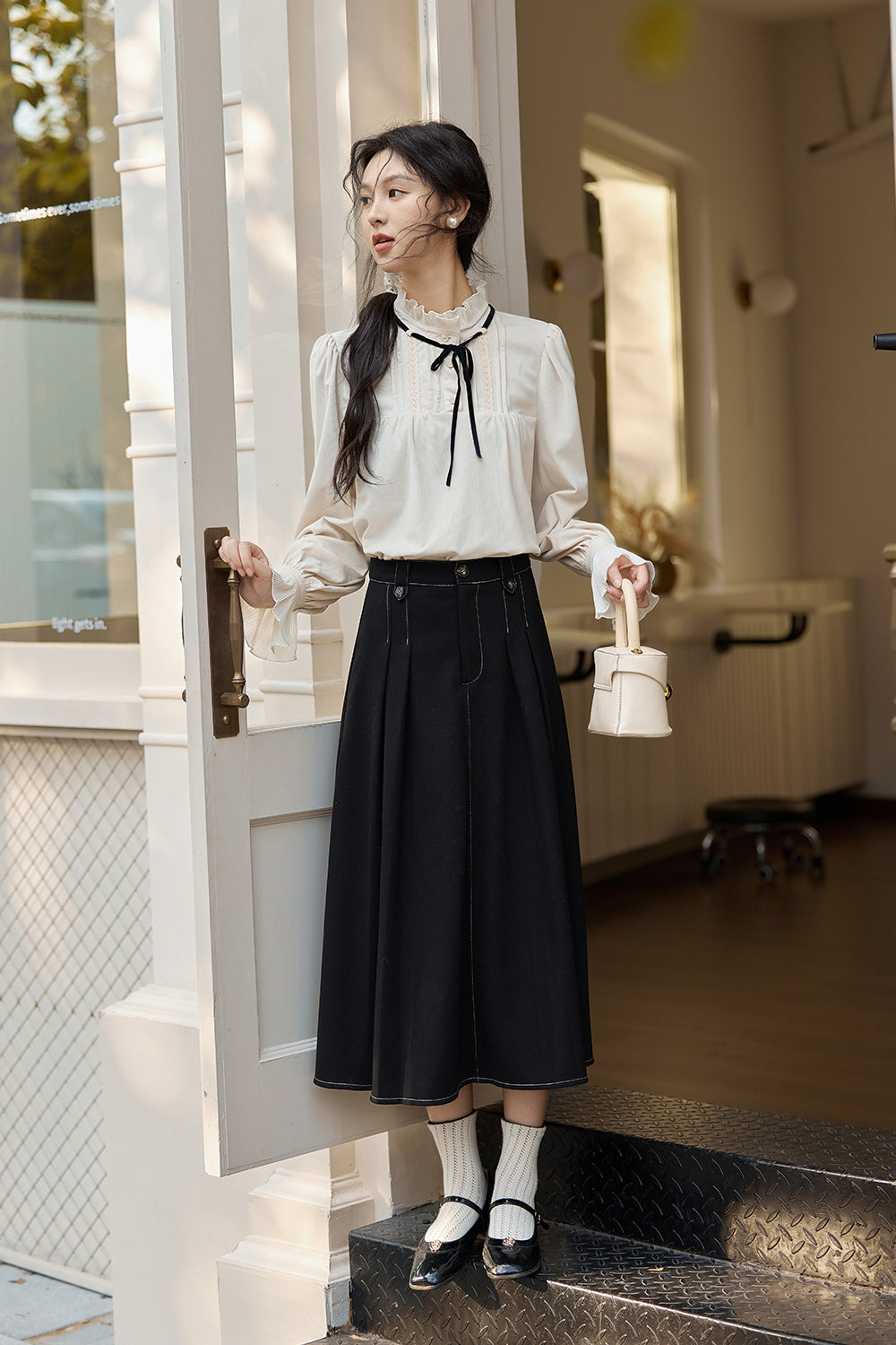 เสื้อเบลาส์สำหรับผู้หญิง