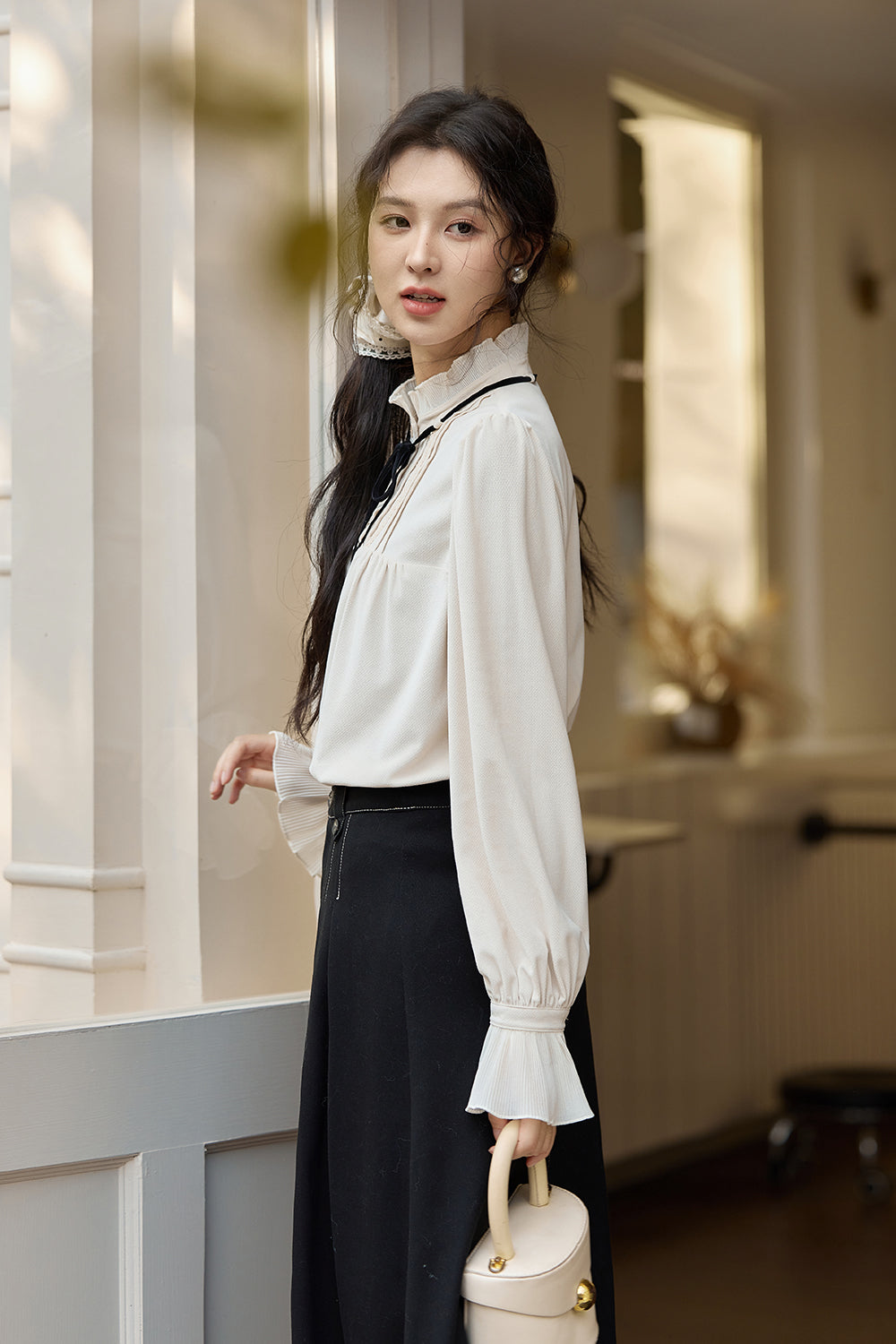 เสื้อเบลาส์สำหรับผู้หญิง