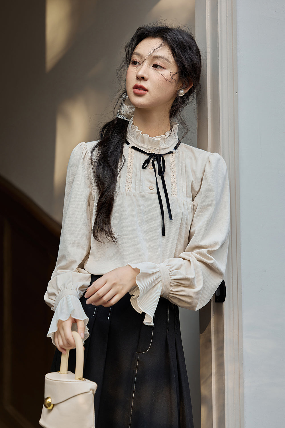 เสื้อเบลาส์สำหรับผู้หญิง