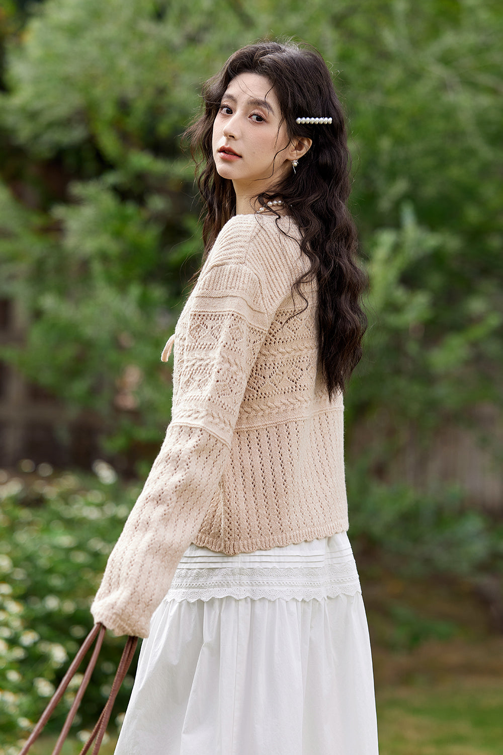 Set Atasan dan Kardigan Tali Spaghetti