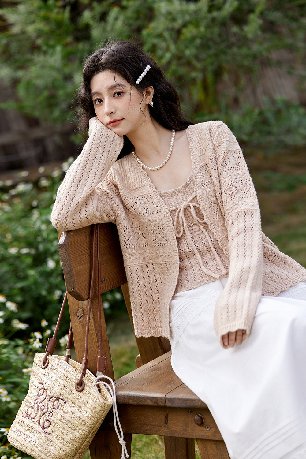 Set Atasan dan Kardigan Tali Spaghetti