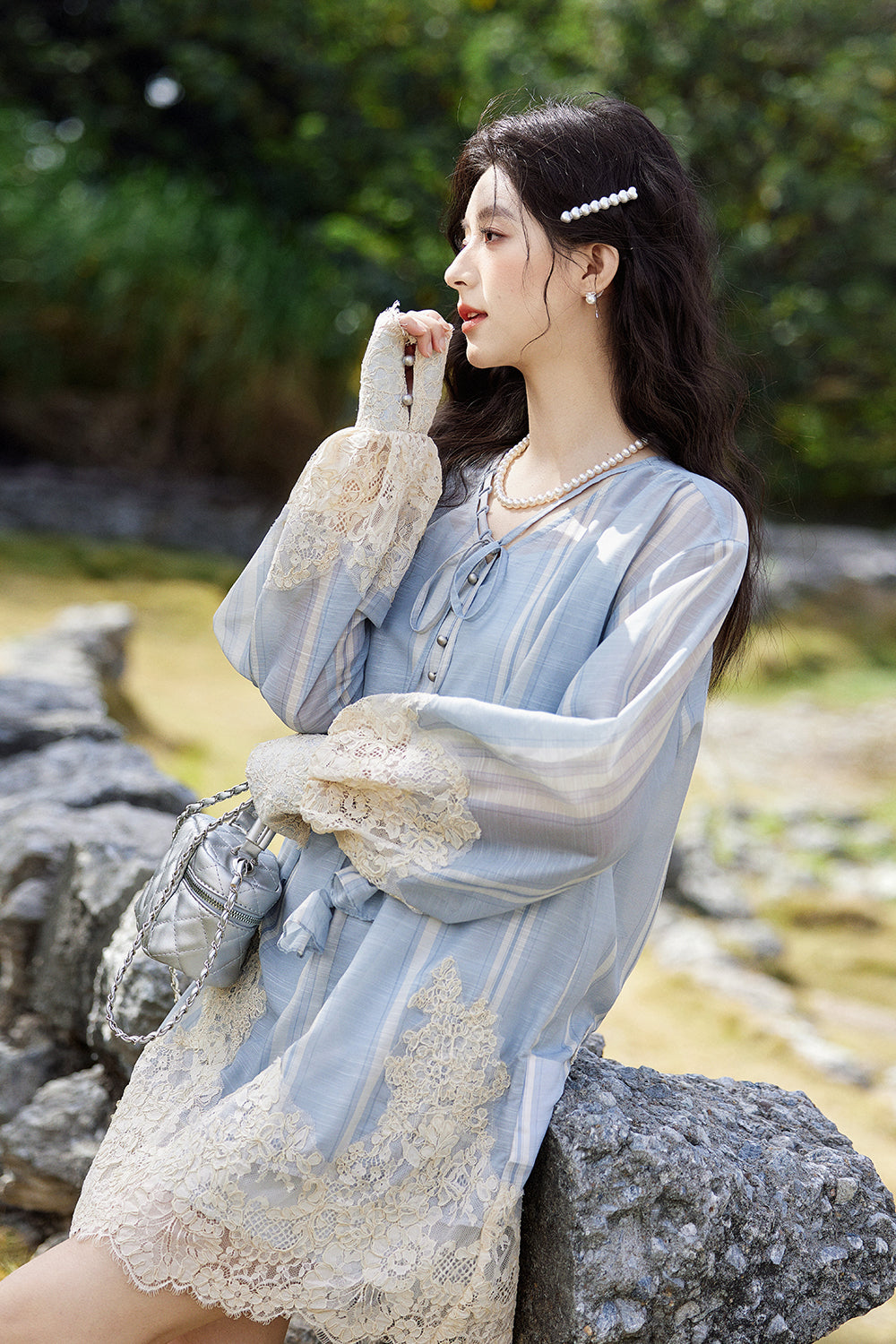 女性のためのAラインミニドレス