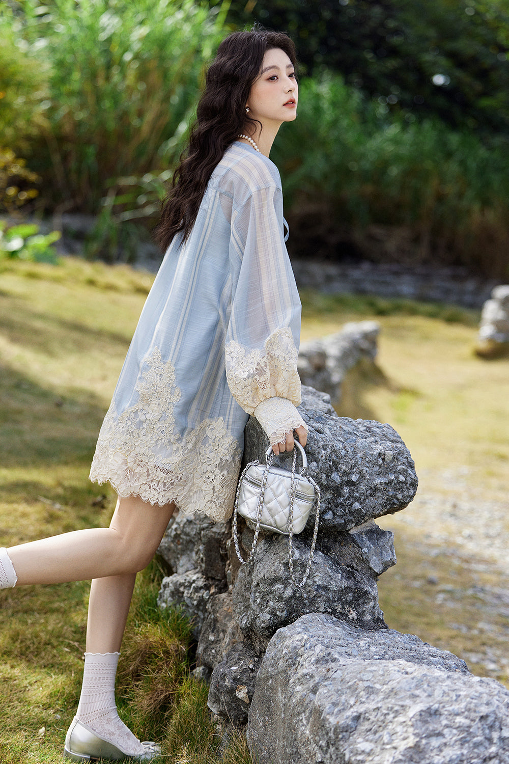 女性のためのAラインミニドレス