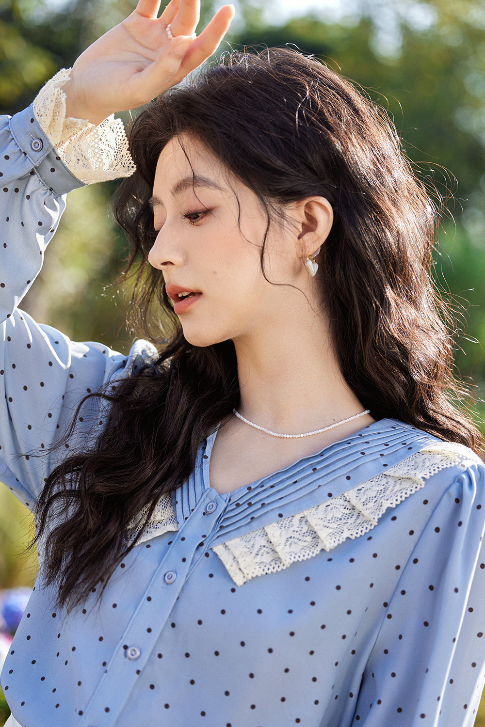 เสื้อเบลาส์สำหรับผู้หญิง