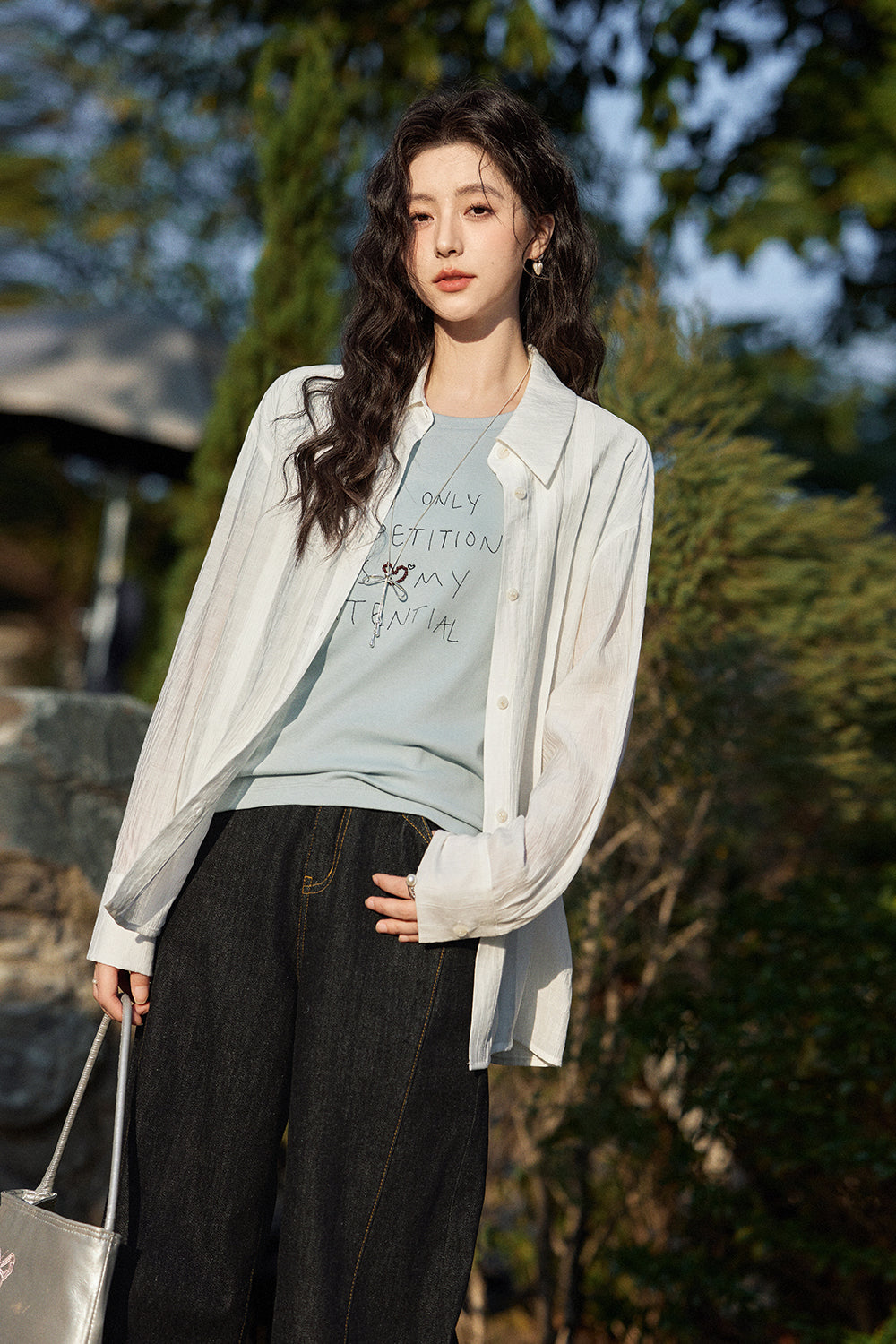 女性用シャツ