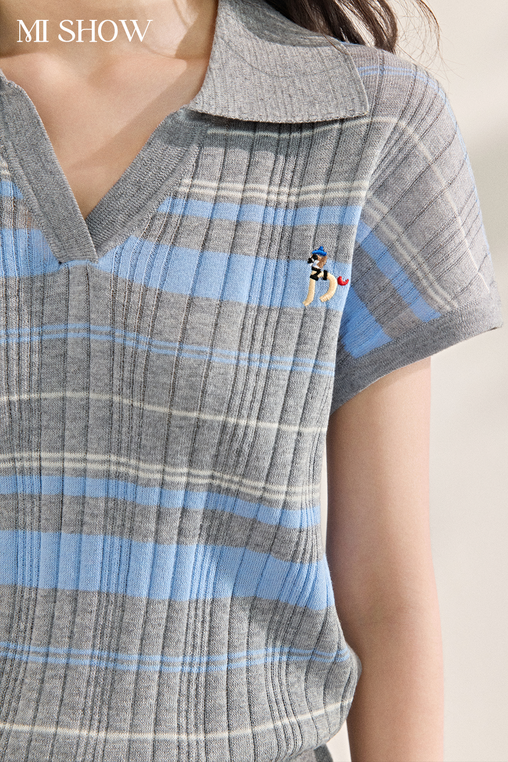 เสื้อยืดถักสำหรับผู้หญิง (สั่งจองล่วงหน้า)