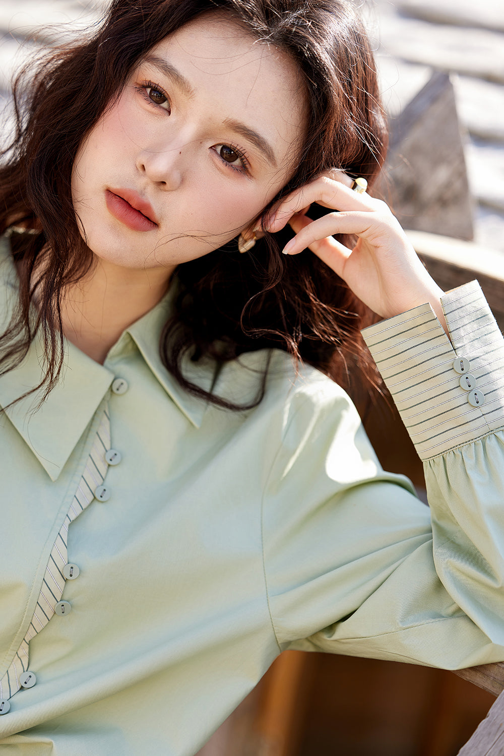 女性用シャツ