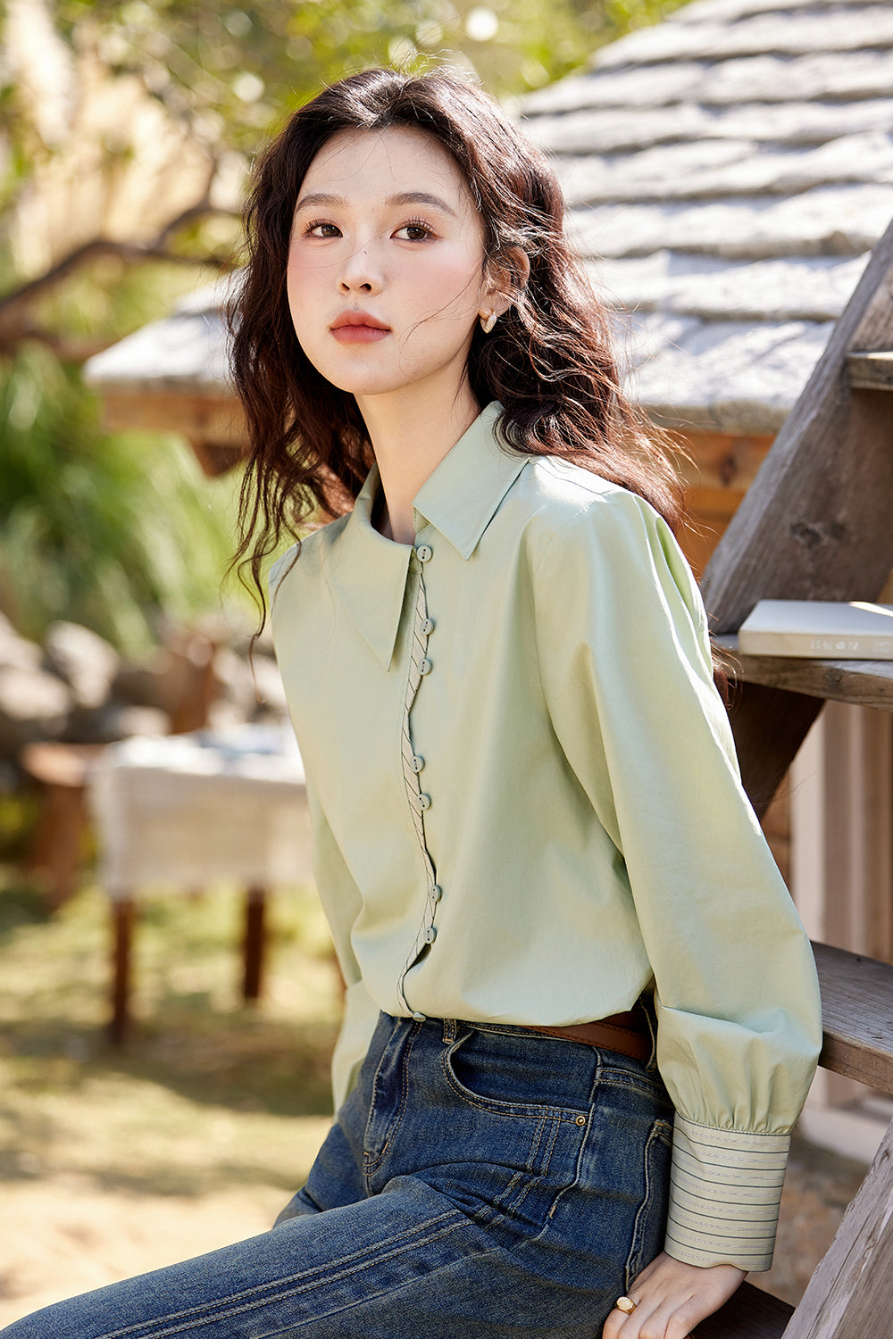 女性用シャツ