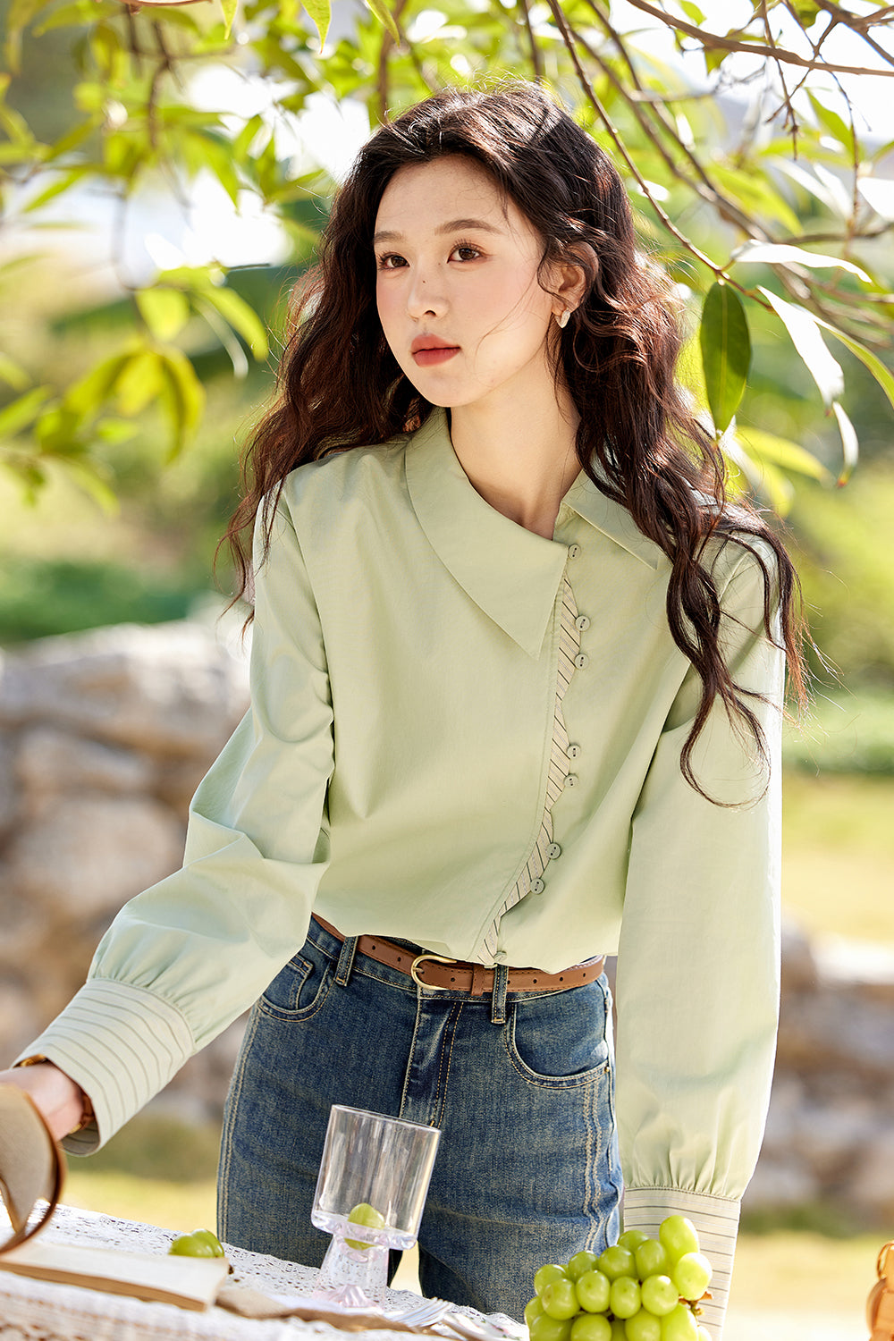 女性用シャツ