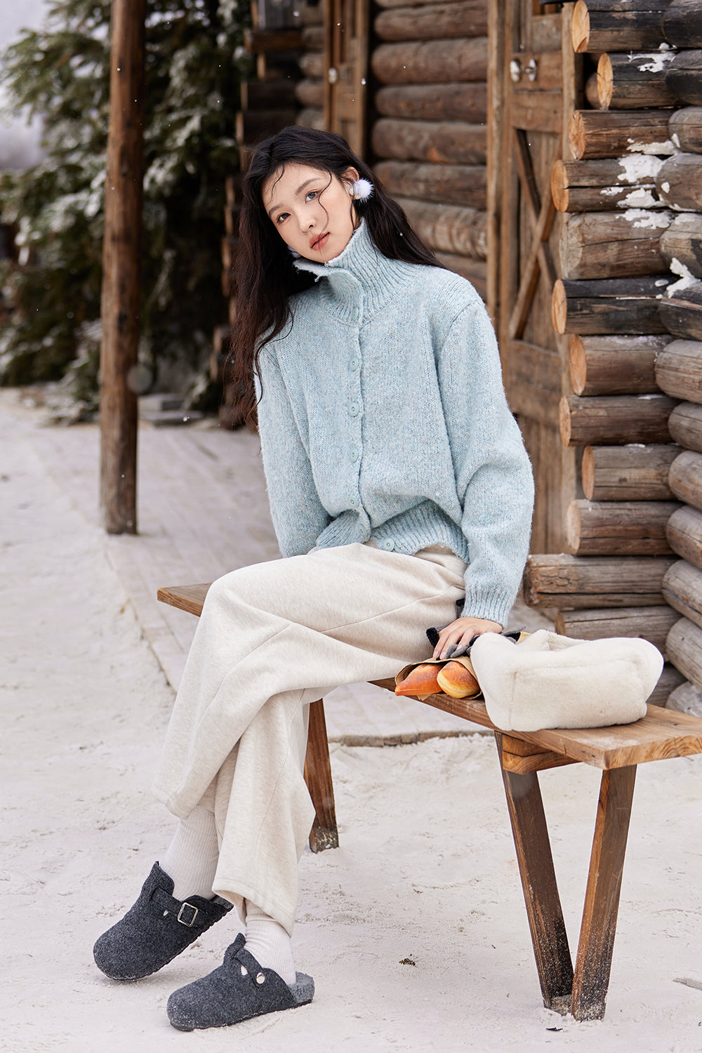 เสื้อถักสำหรับผู้หญิง