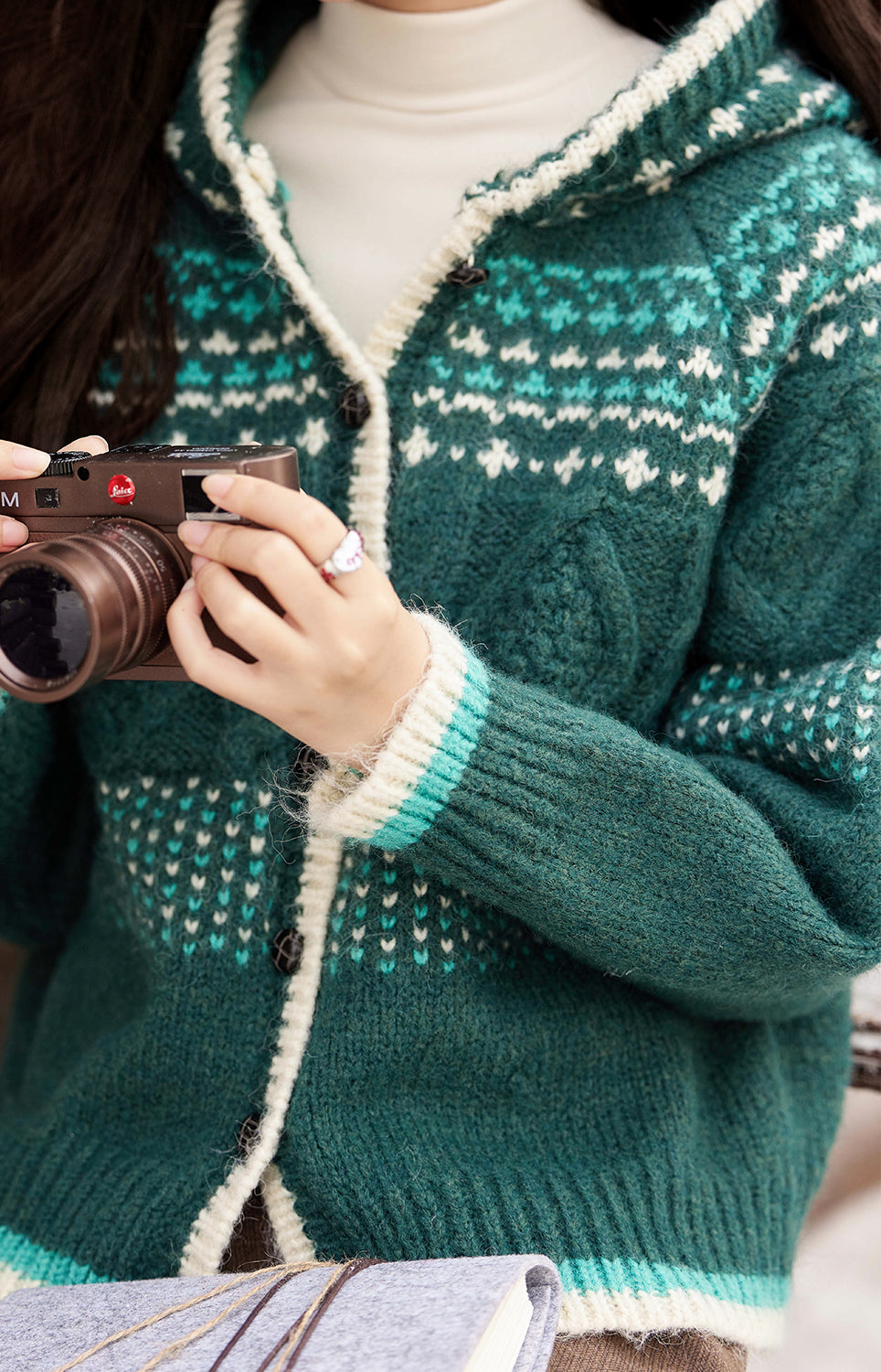 เสื้อถักสำหรับผู้หญิง