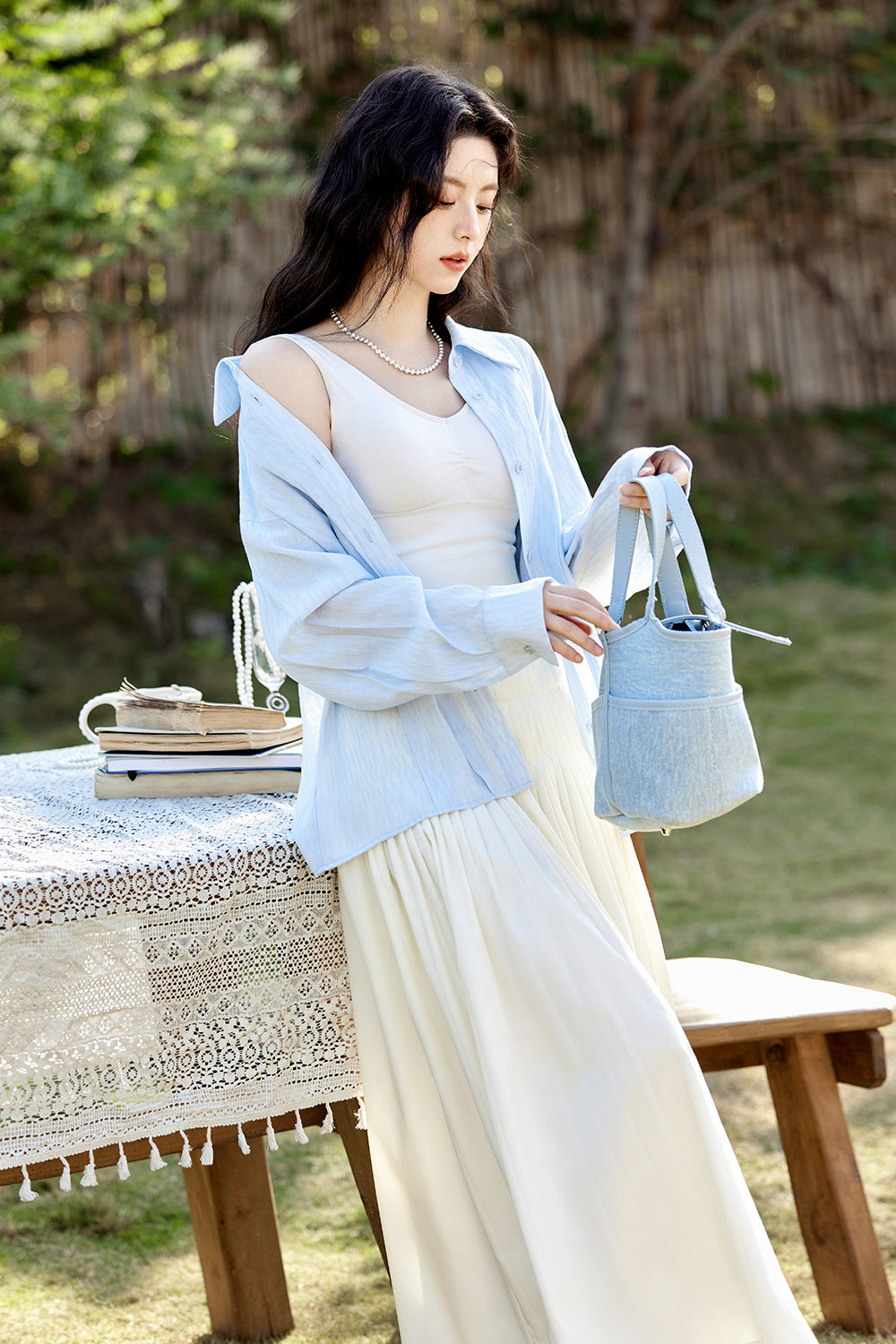 女性用シャツ