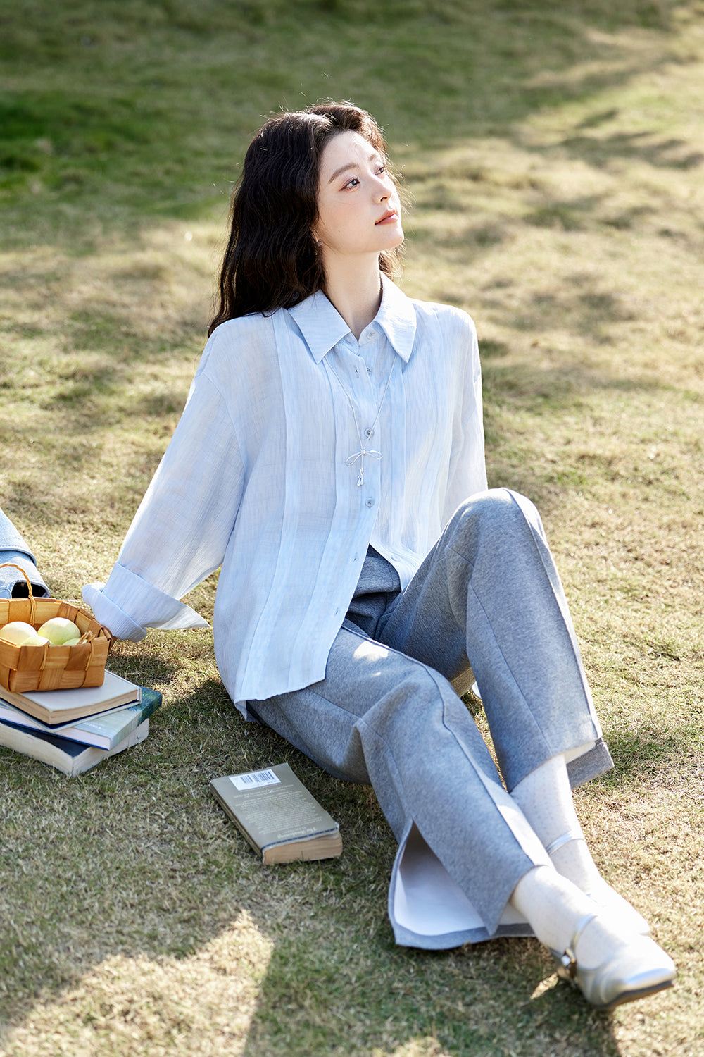 女性用シャツ